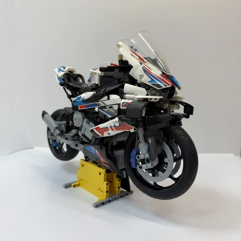 Конструктор BMW M1000 RR