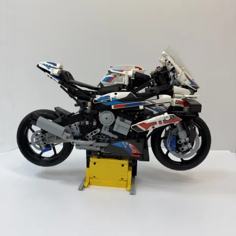 Конструктор BMW M1000 RR