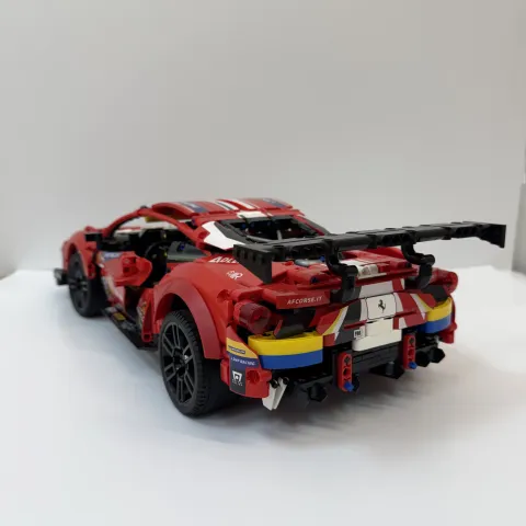 Конструктор Ferrari 488 GTE