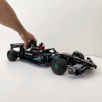Конструктор Mercedes-AMG F1